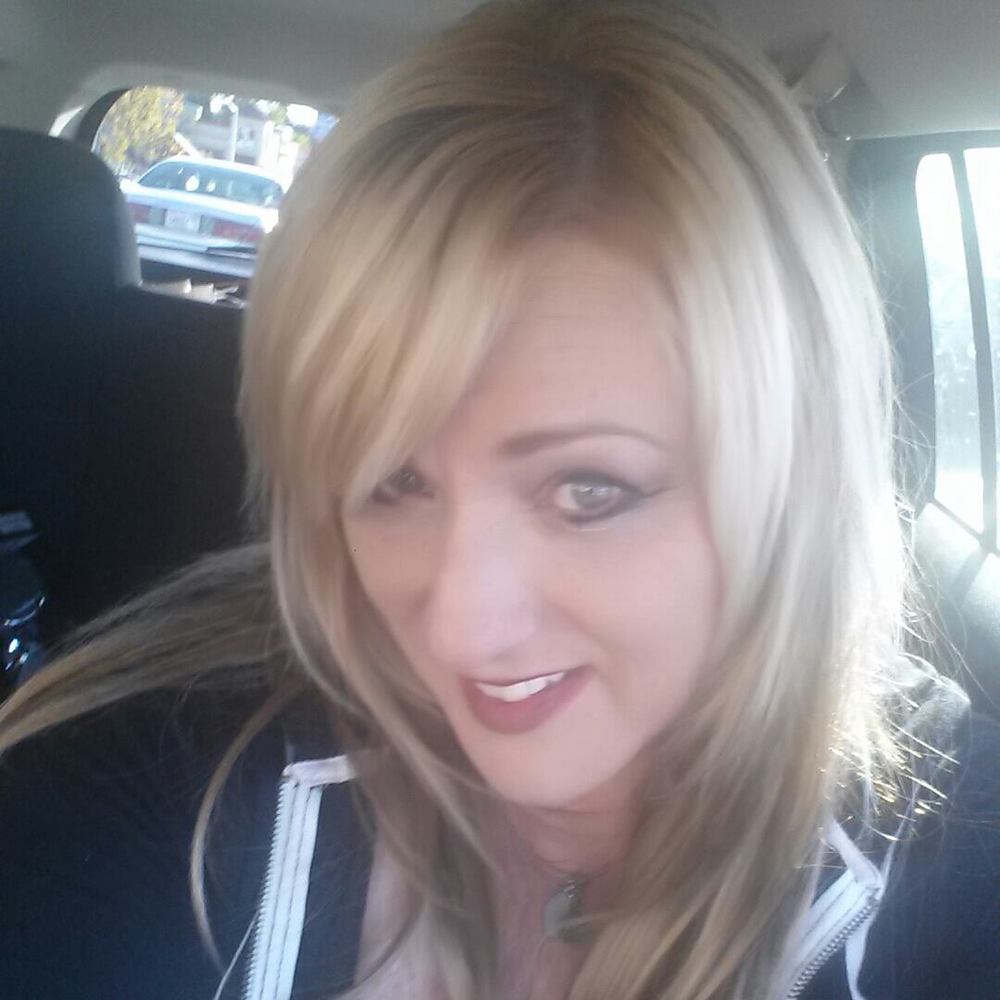 Meet your Posher, Carrie